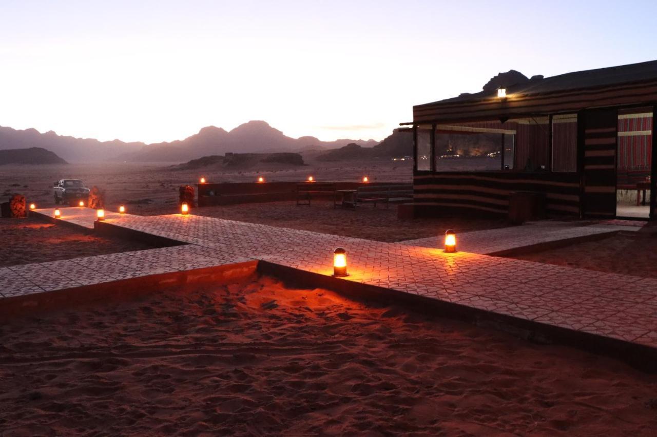 Wadi Rum Legend Camp Ngoại thất bức ảnh