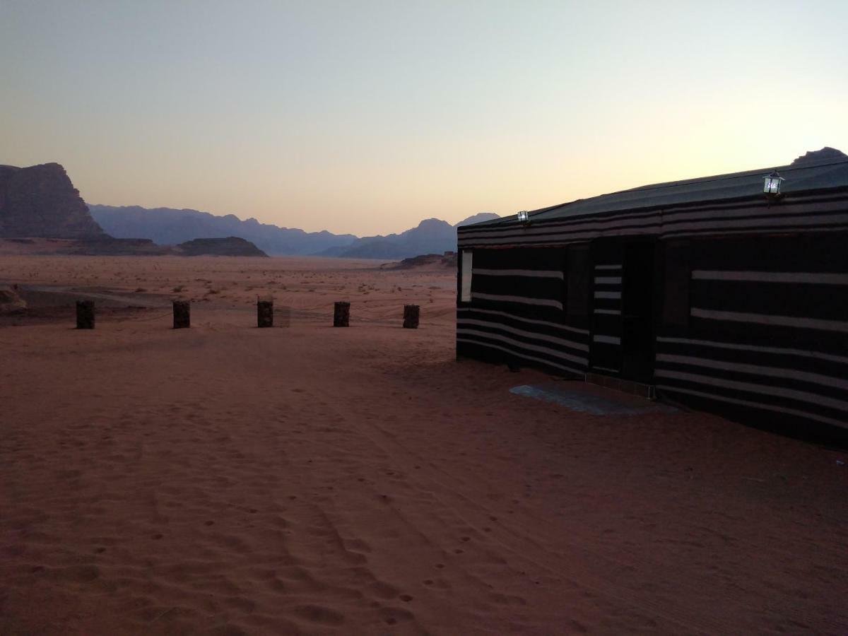 Wadi Rum Legend Camp Ngoại thất bức ảnh